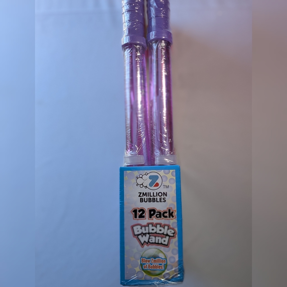 ZMillion Bubbles 11 Pack Bubble Wand Set for Summer, Outdoors and Parties - Picture 4 of 4